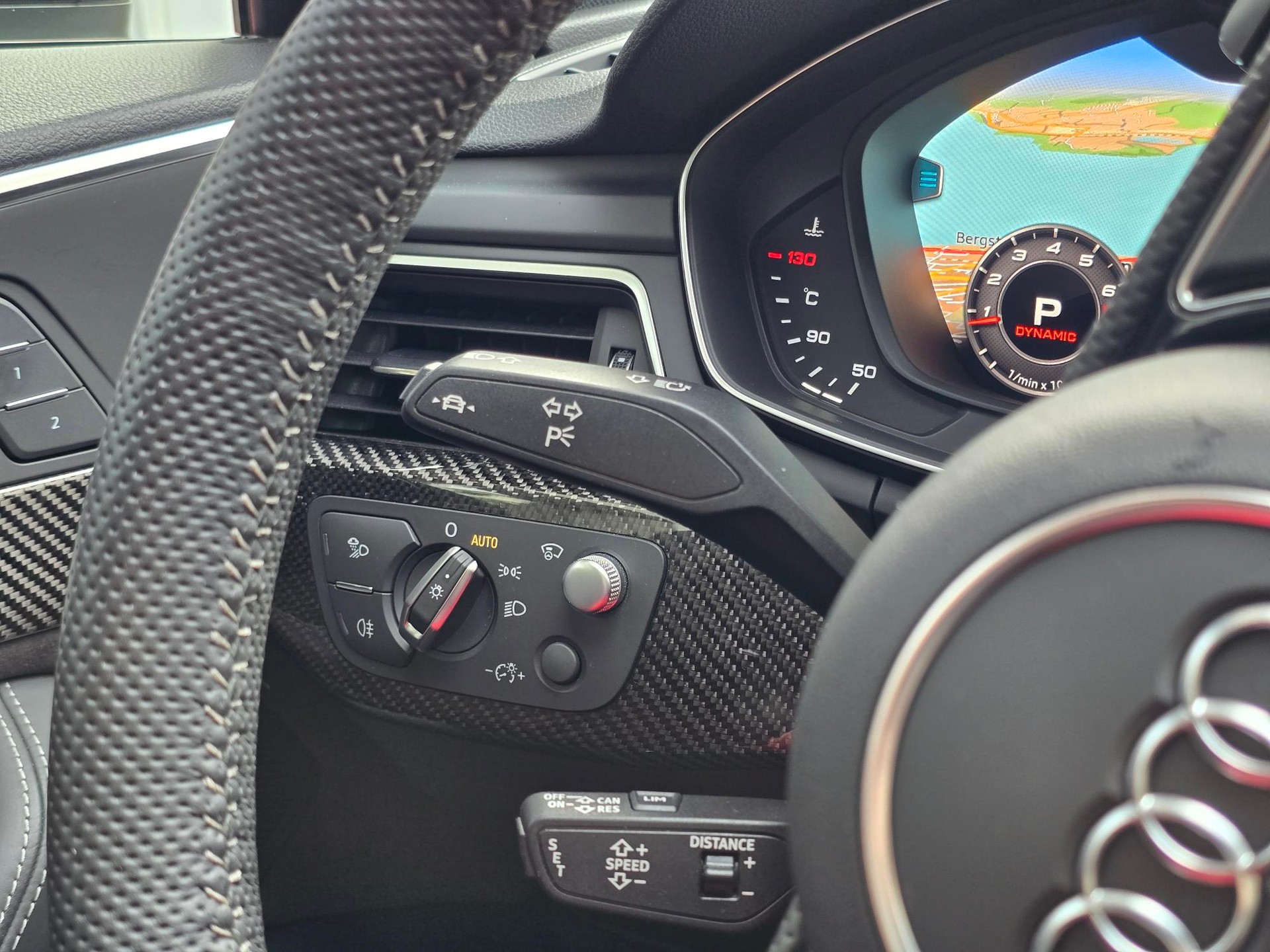 AUDI RS4 Avant 2.9 TFSI quattro tiptronic-image-10