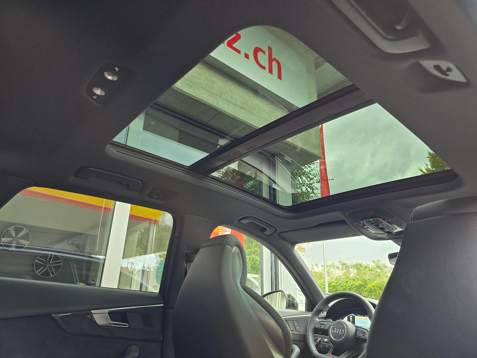 AUDI RS4 Avant 2.9 TFSI quattro tiptronic-image-8