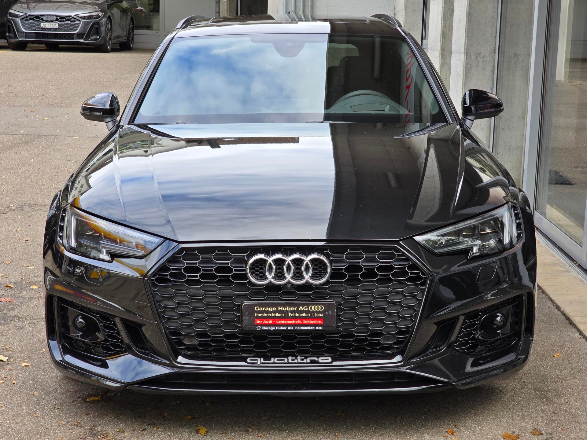 AUDI RS4 Avant 2.9 TFSI quattro tiptronic-image-3