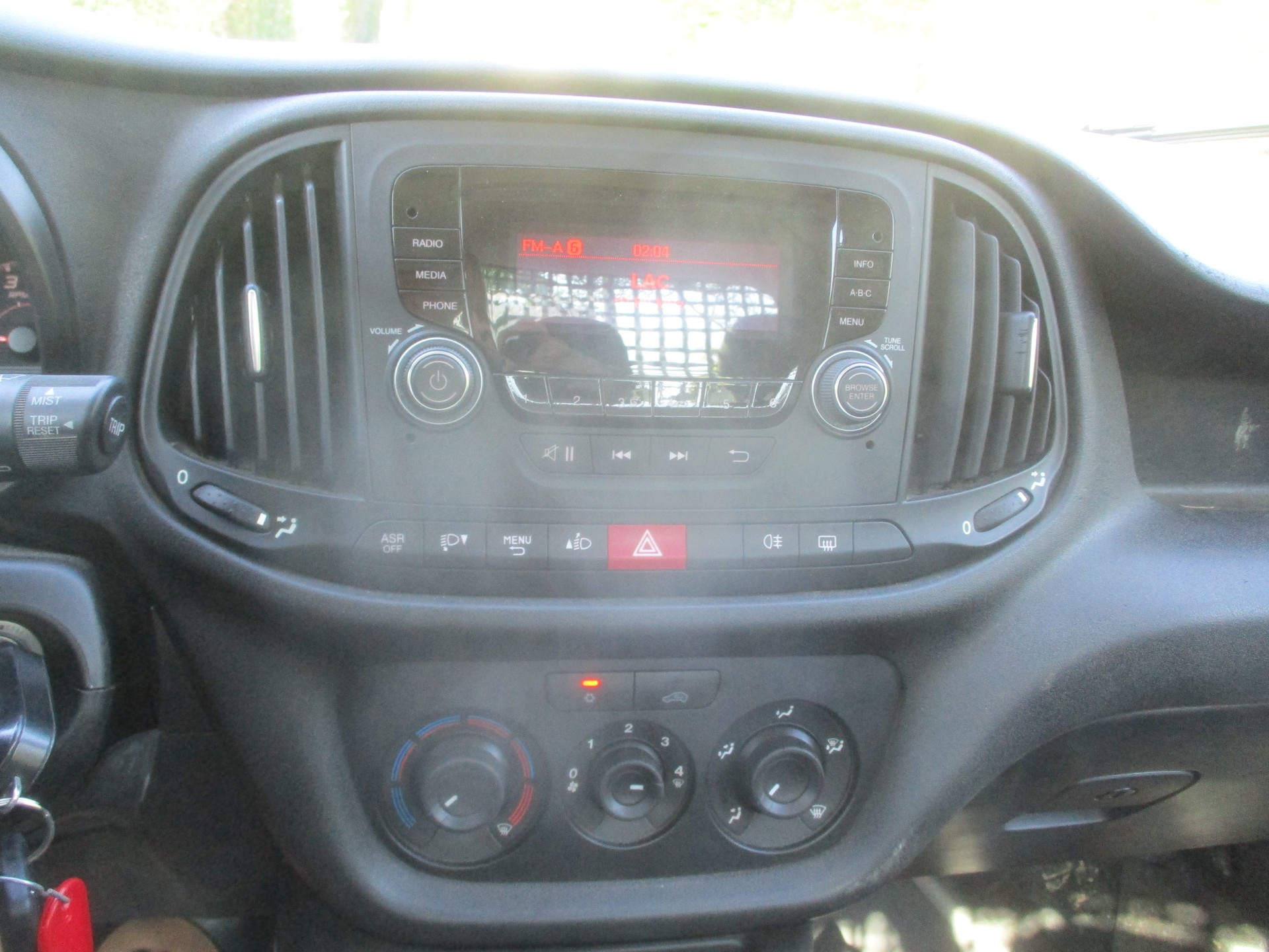 FIAT Doblò 1.3 Multijet Work Up-image-9