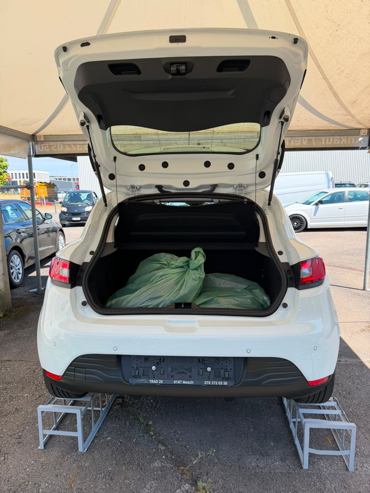 RENAULT Clio 1.2 16V T Swiss Edition EDC-image-6