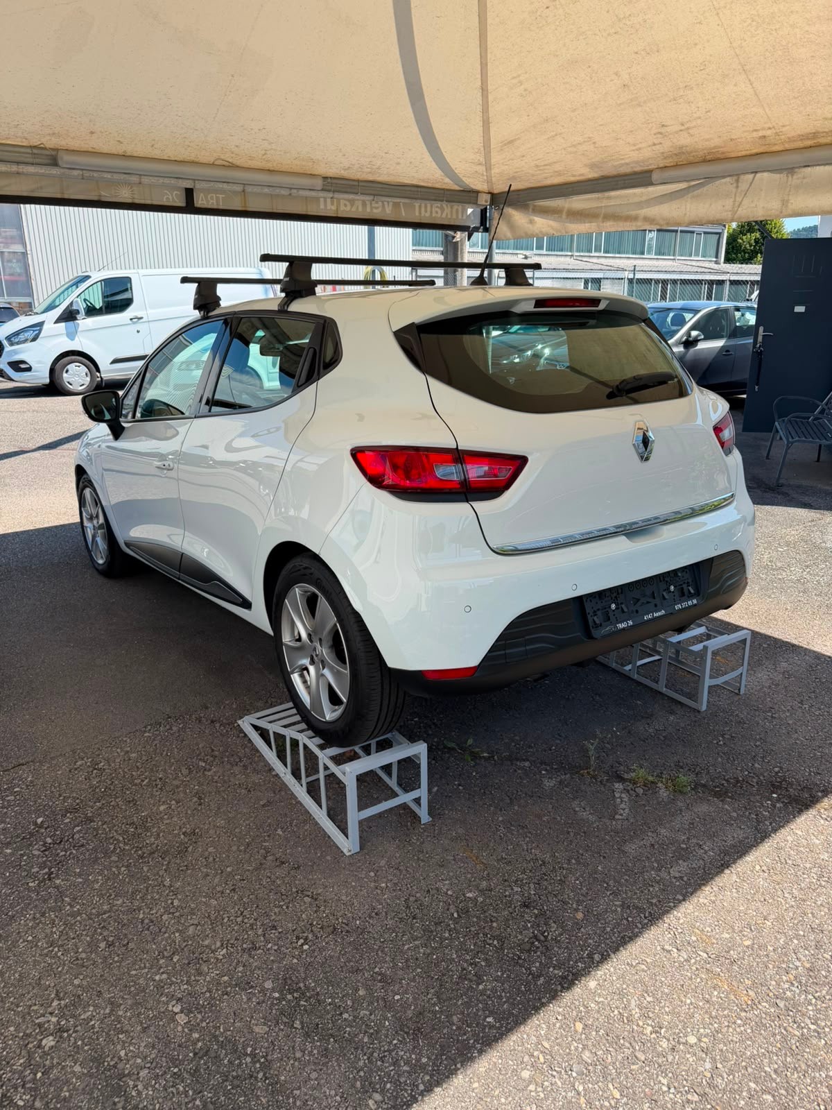RENAULT Clio 1.2 16V T Swiss Edition EDC-image-4