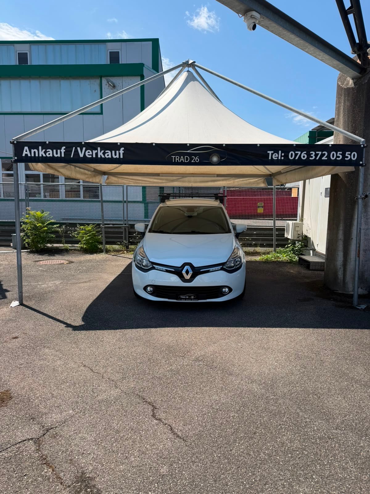 RENAULT Clio 1.2 16V T Swiss Edition EDC-image-0