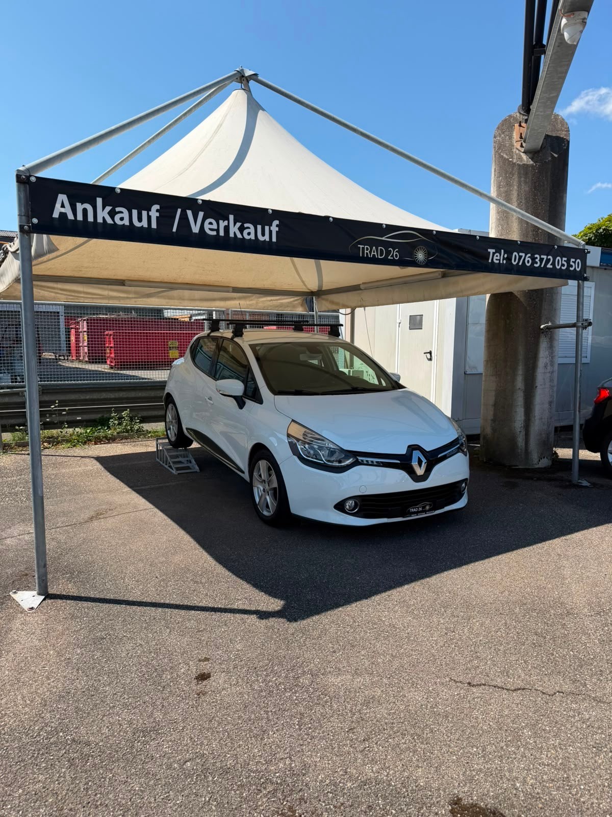 RENAULT Clio 1.2 16V T Swiss Edition EDC-image-1