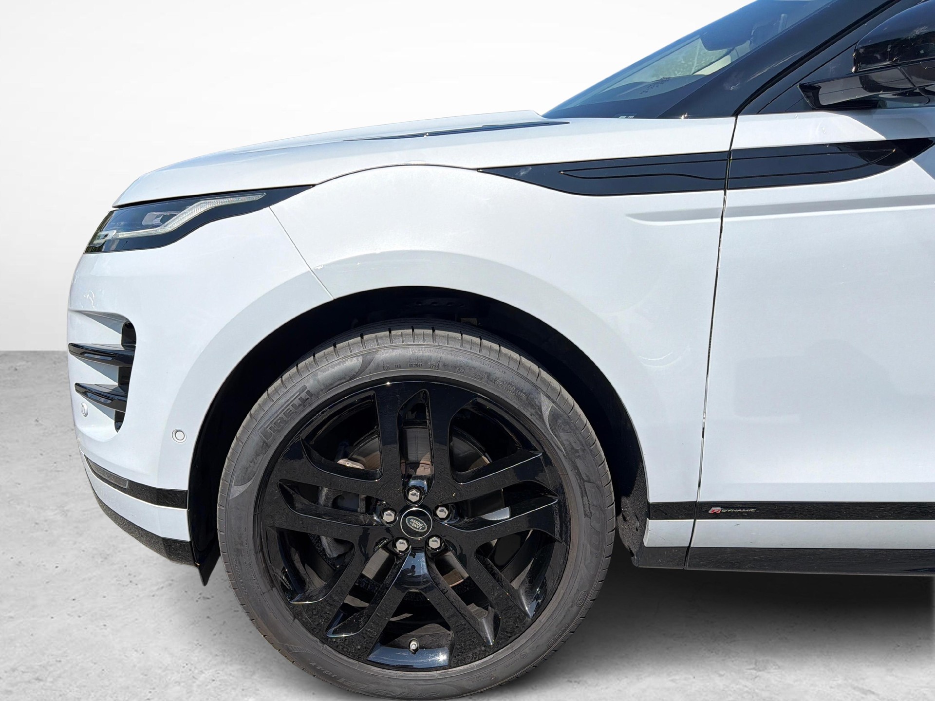 LAND ROVER Range Rover Evoque 2.0 T R-Dynamic HSE-image-9