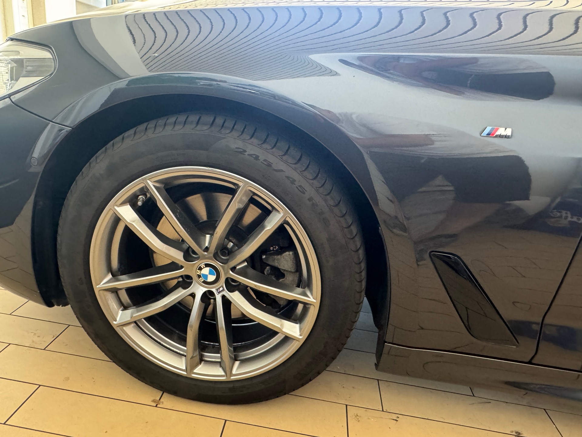 BMW 520d xDrive Touring Steptronic-image-12