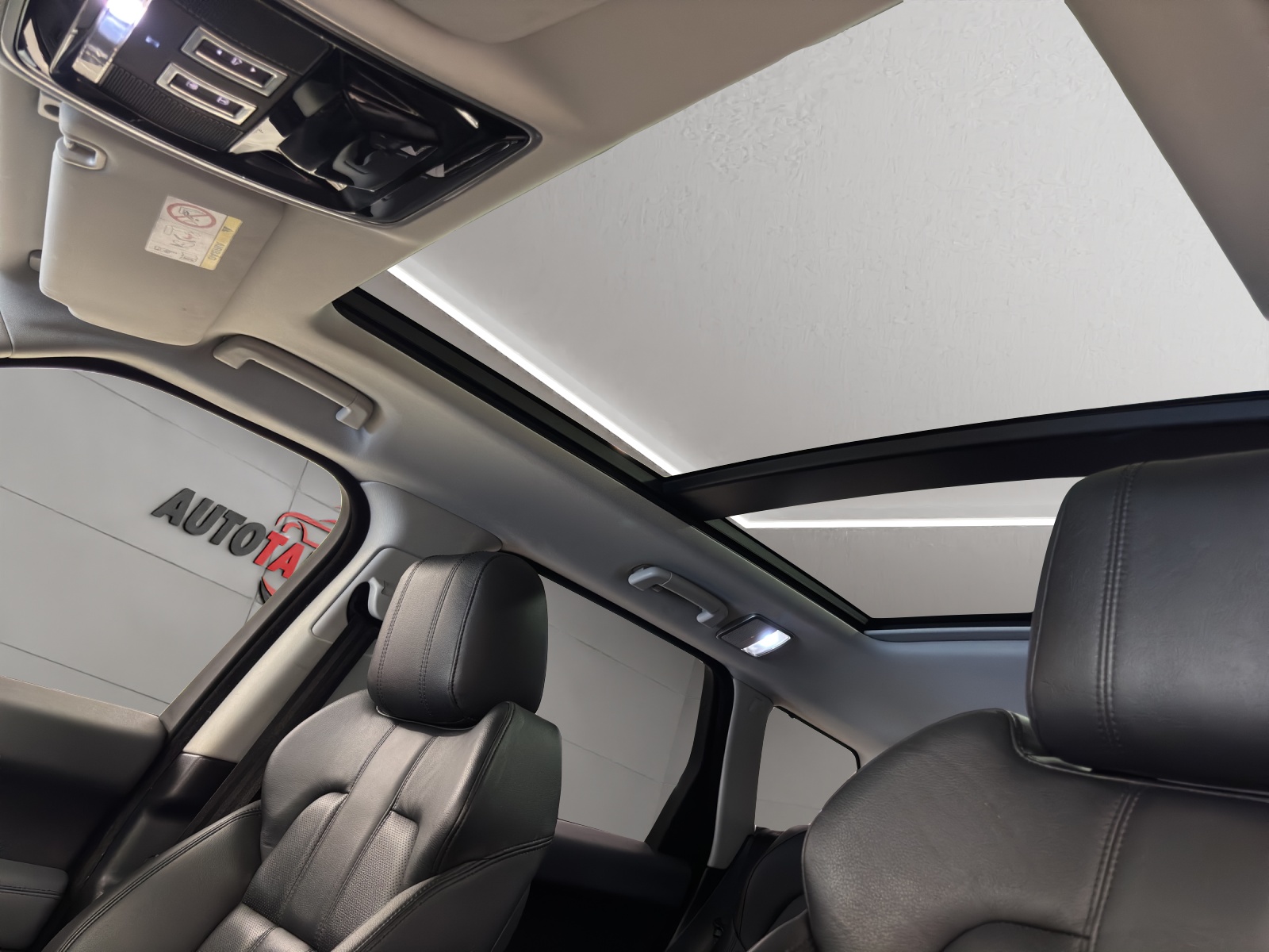 LAND ROVER Range Rover Sport 3.0 TDV6 SE Automatic-image-20