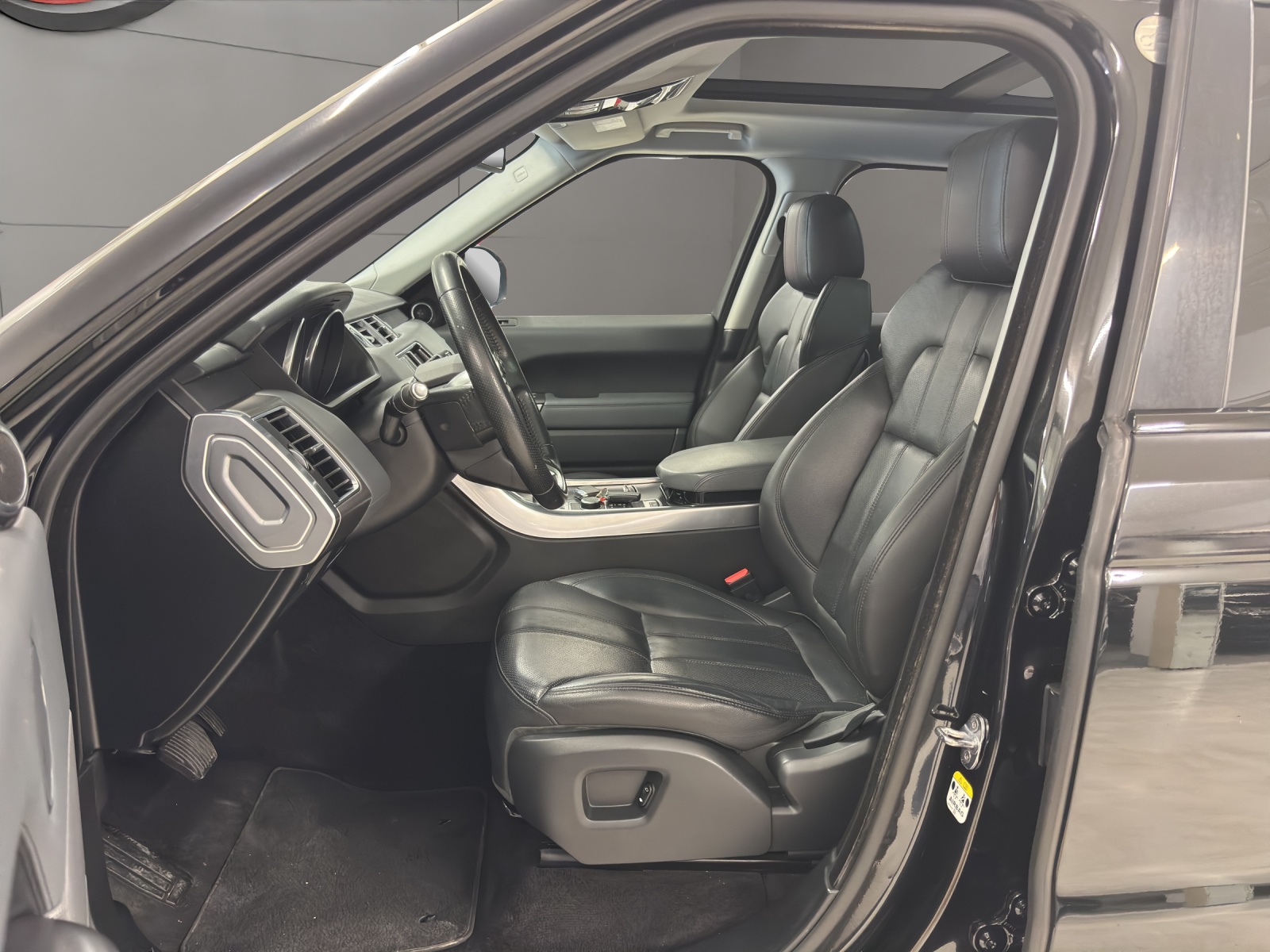 LAND ROVER Range Rover Sport 3.0 TDV6 SE Automatic-image-8
