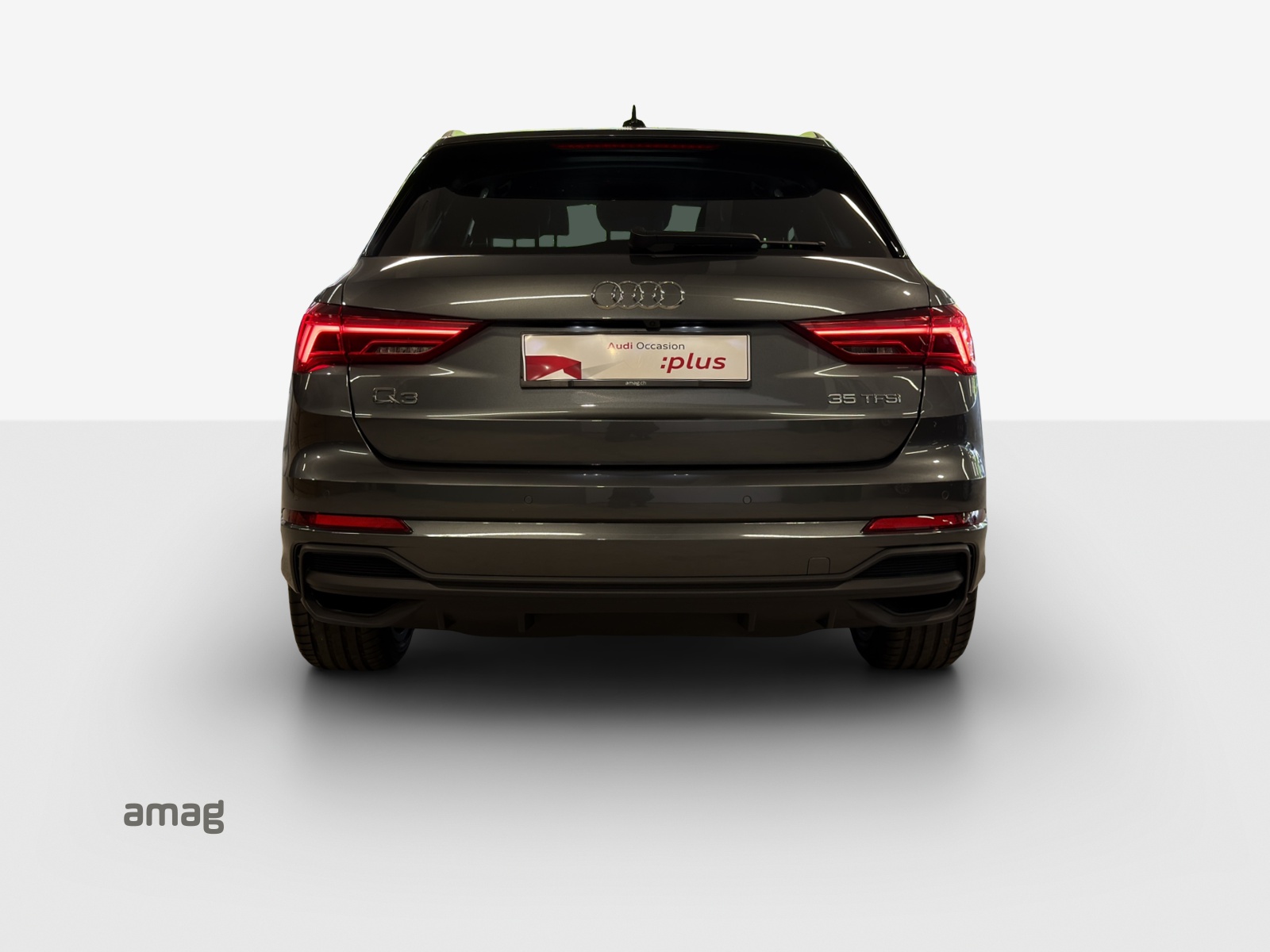 AUDI Q3 35 TFSI S line Attraction S-tronic-image-3