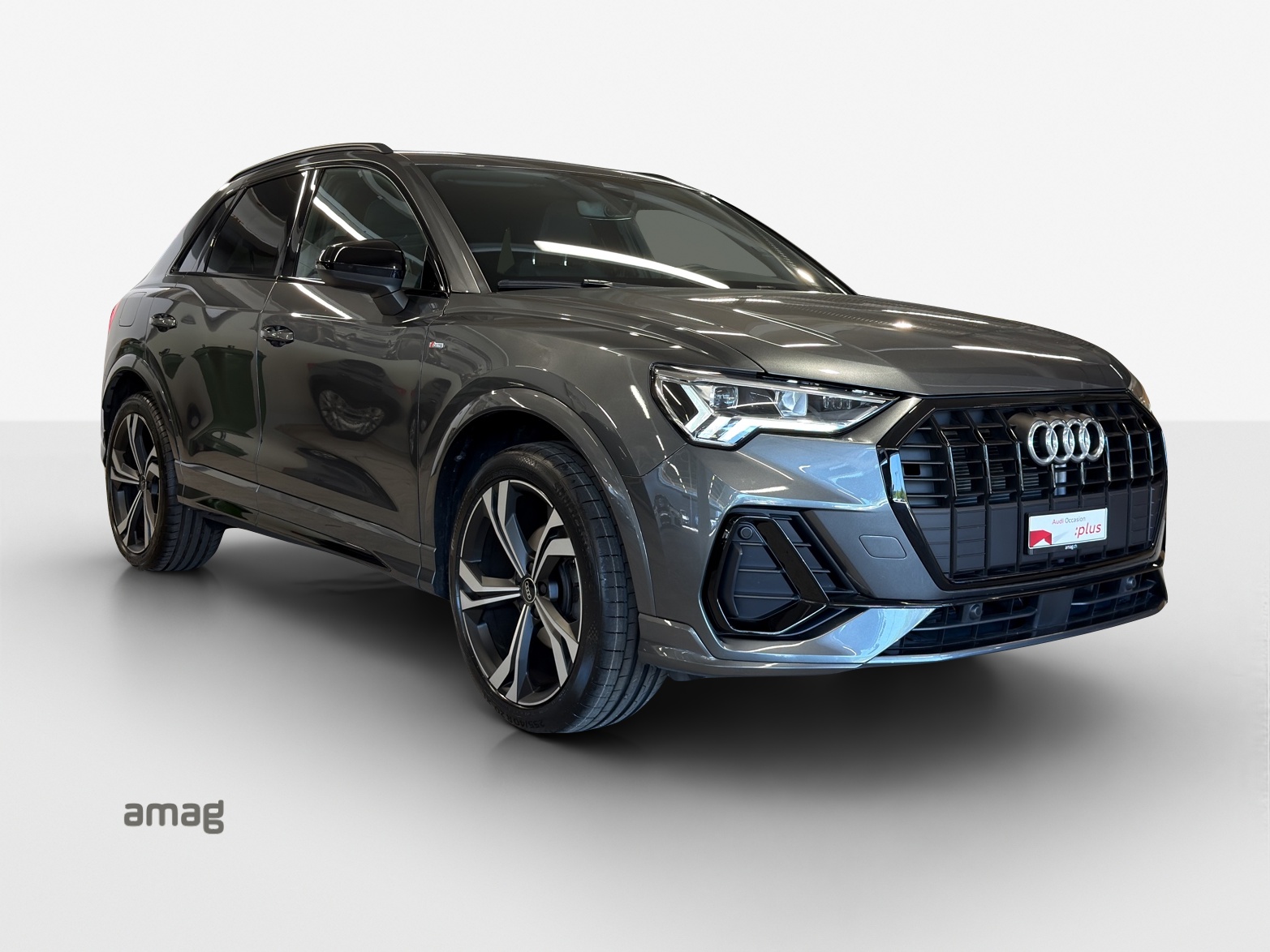 AUDI Q3 35 TFSI S line Attraction S-tronic-image-5
