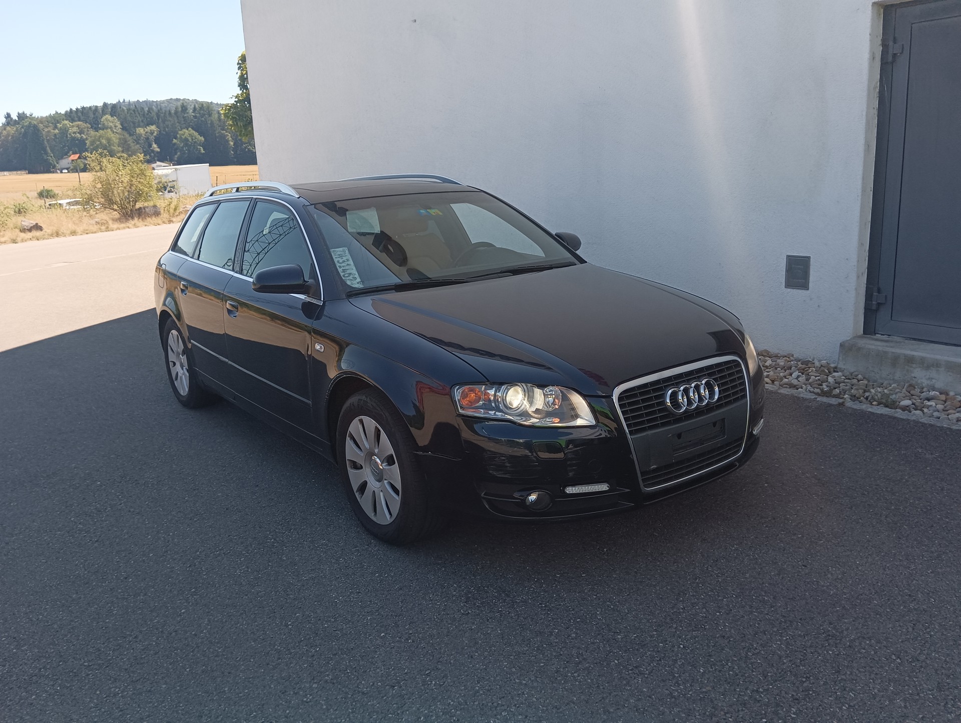 AUDI A4 Avant 3.2 FSI multitronic-image-4