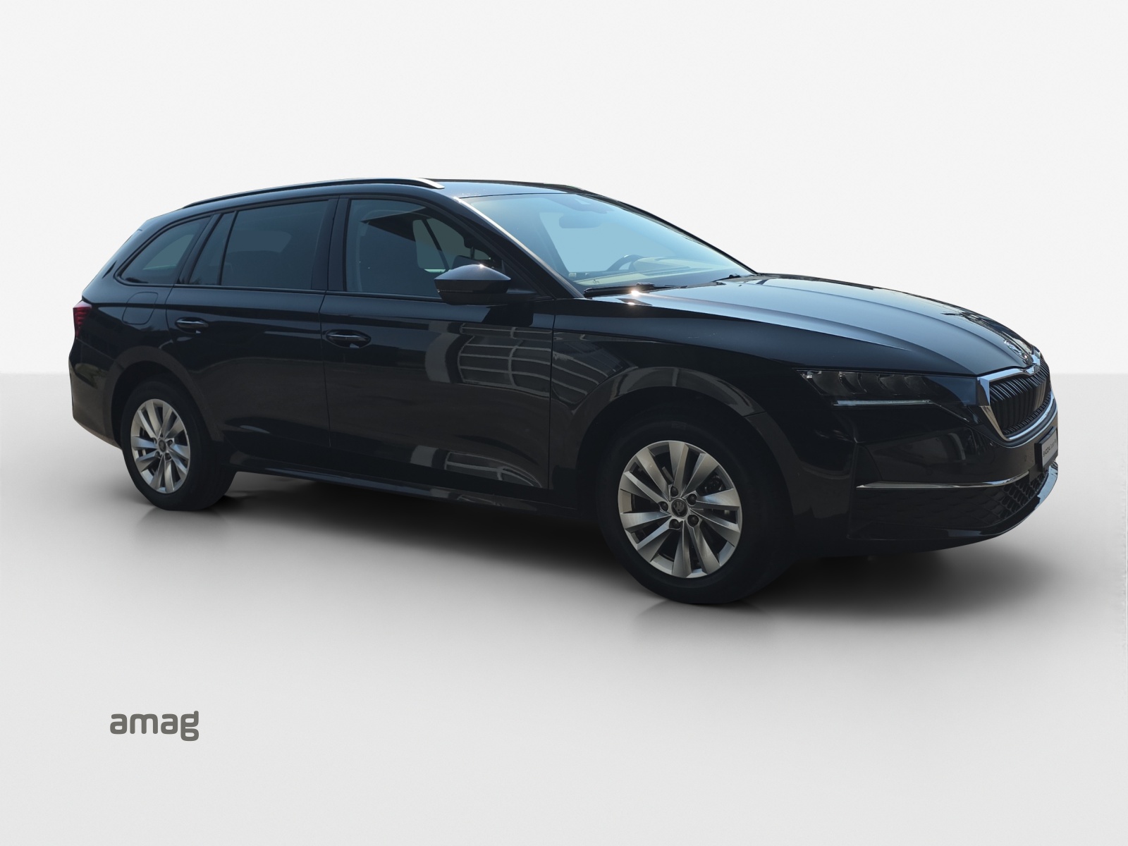 SKODA Octavia Combi 2.0 TDI DSG Selection-image-5