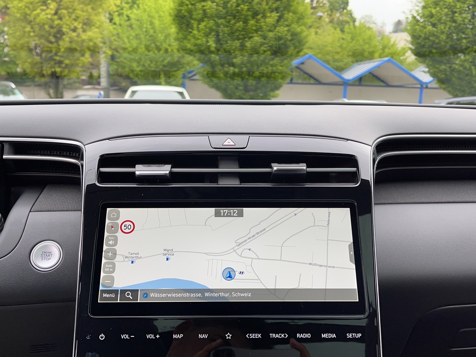 HYUNDAI Tucson 1.6 PHEV Vert. 4WD-image-11