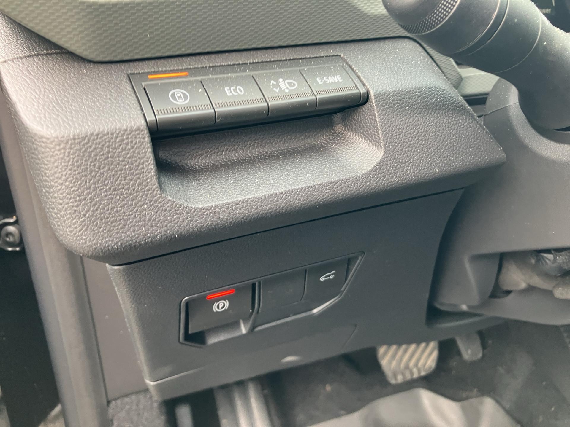 DACIA Bigster HEV 155 Extreme-image-21
