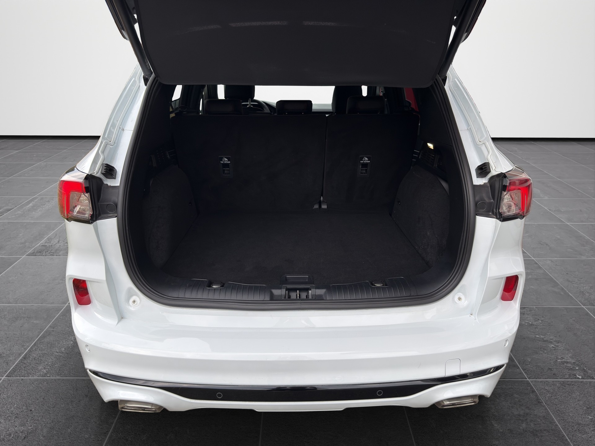 FORD Kuga 2.5 FHEV ST-Line X 4WD-image-12