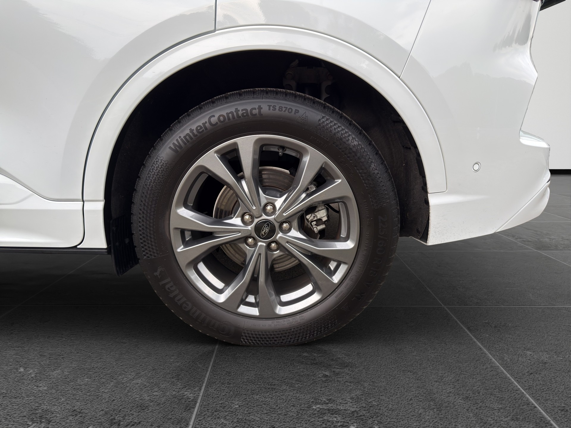 FORD Kuga 2.5 FHEV ST-Line X 4WD-image-13