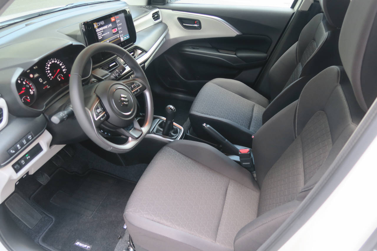 SUZUKI Swift 1.2 Piz Sulai Top Hybrid 4x4-image-3