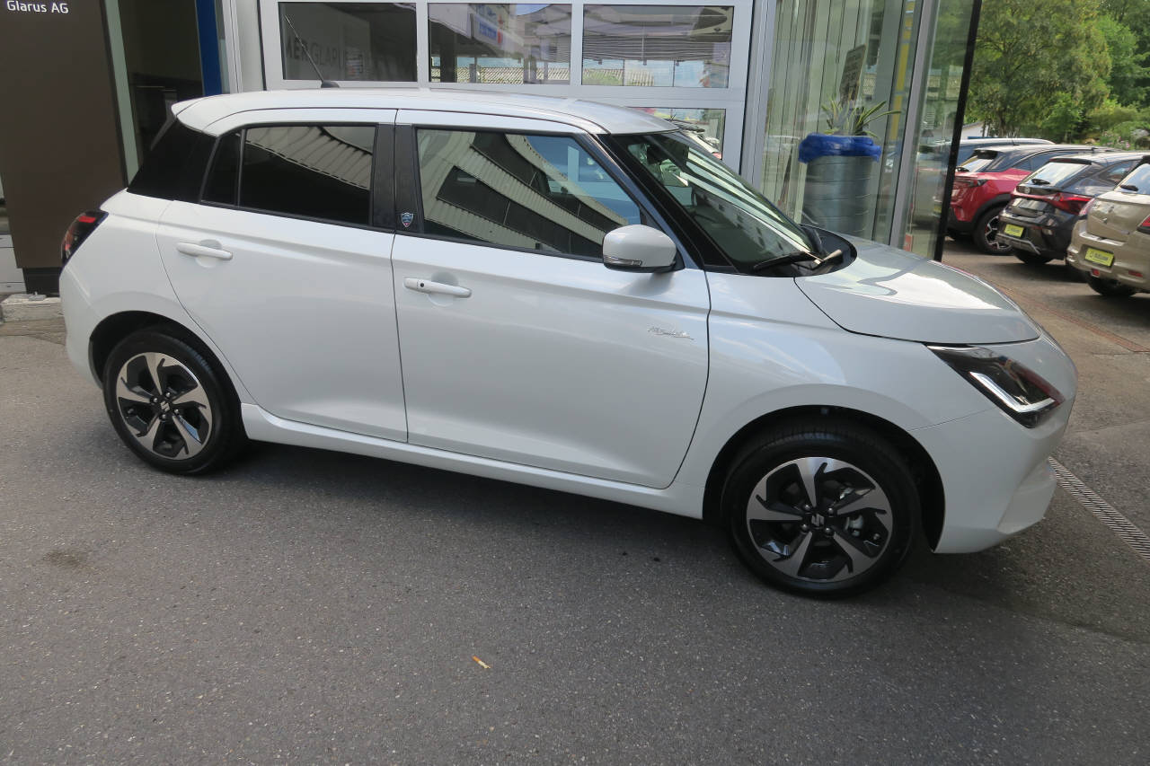SUZUKI Swift 1.2 Piz Sulai Top Hybrid 4x4-image-1