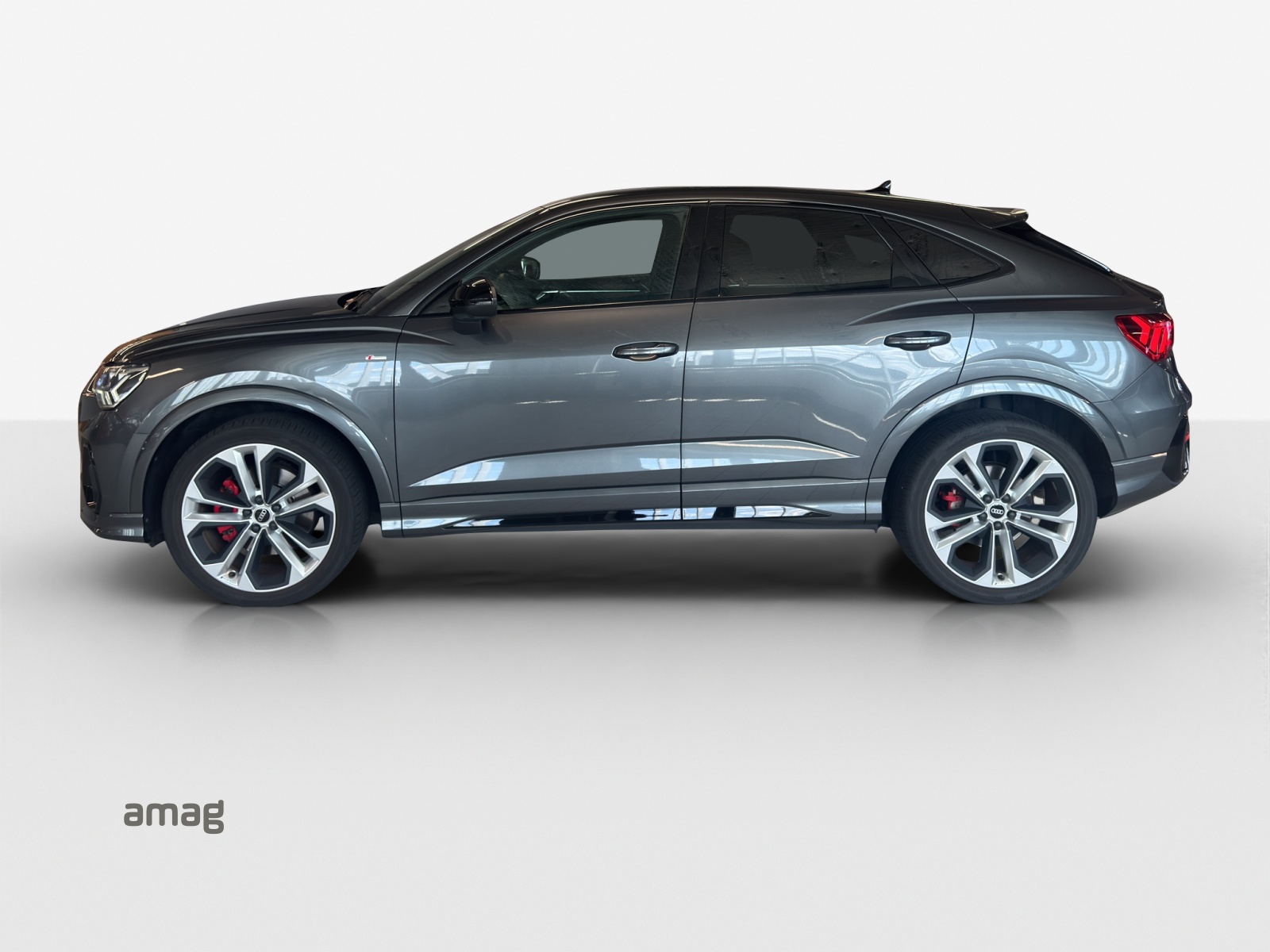 AUDI Q3 Sportback 40 TFSI S line quattro S-tronic-image-1