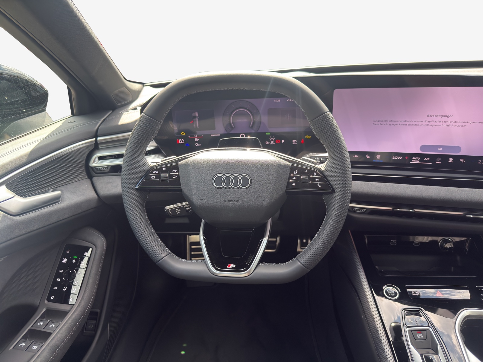 AUDI A6 Avant TFSI quattro 270 kW S tronic-image-4