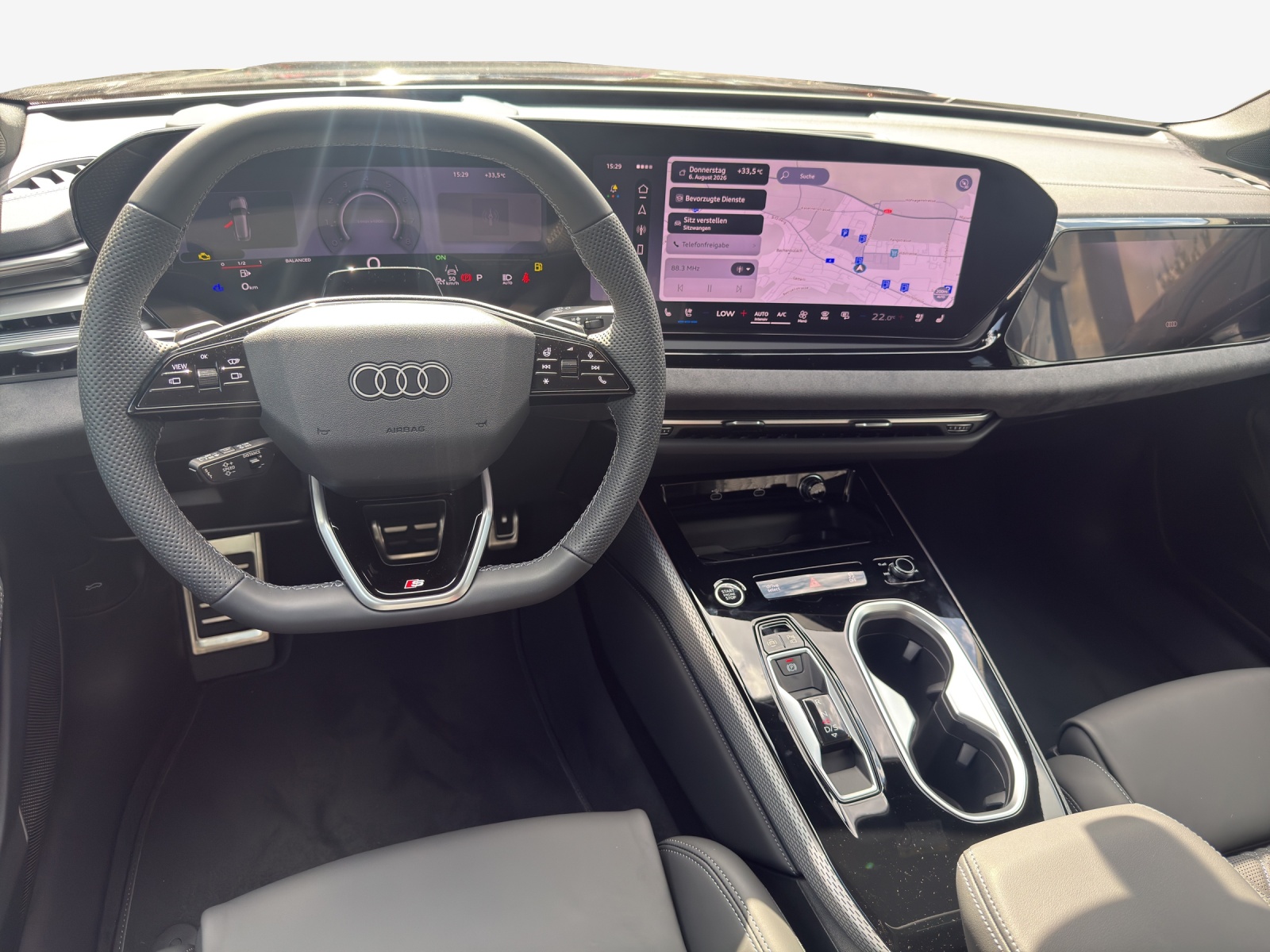 AUDI A6 Avant TFSI quattro 270 kW S tronic-image-3