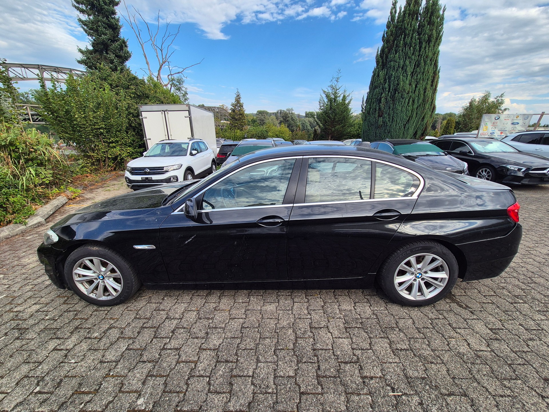 BMW 520d Steptronic-image-3