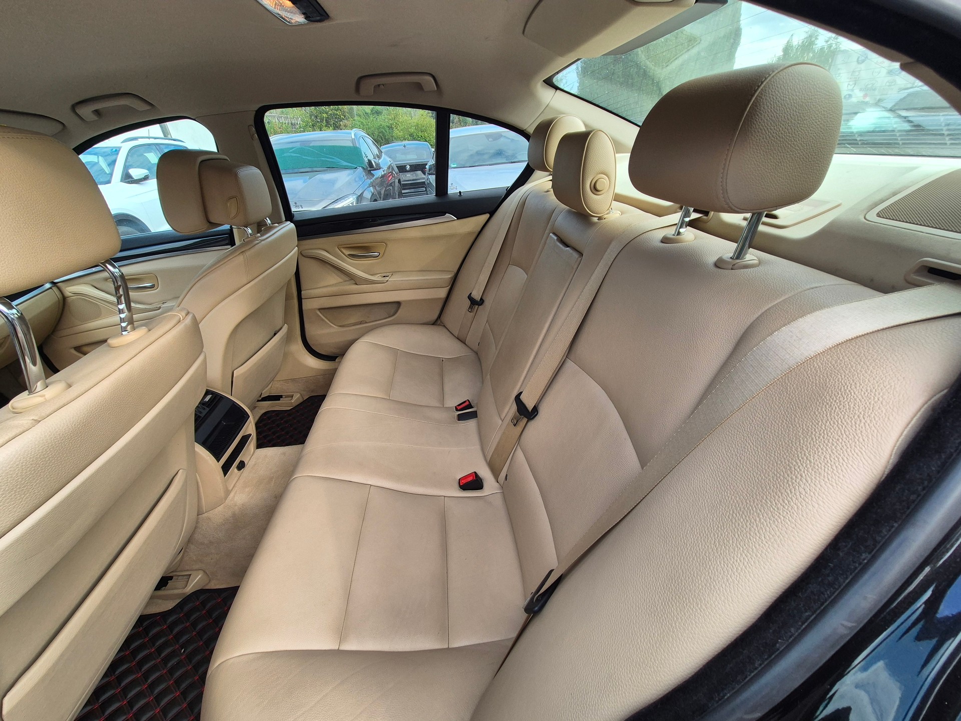 BMW 520d Steptronic-image-8