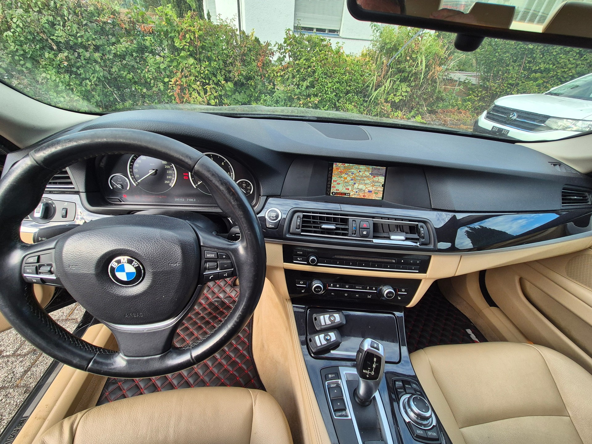 BMW 520d Steptronic-image-11