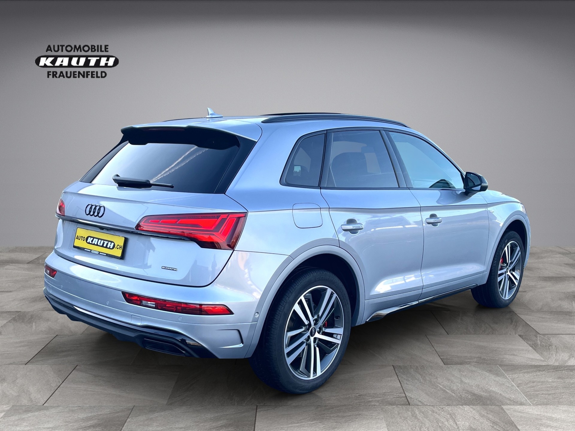 AUDI Q5 55 TFSI e PHEV S line quattro S-tronic*Panodach, AHK, (5-Jahre Garantie)-image-5
