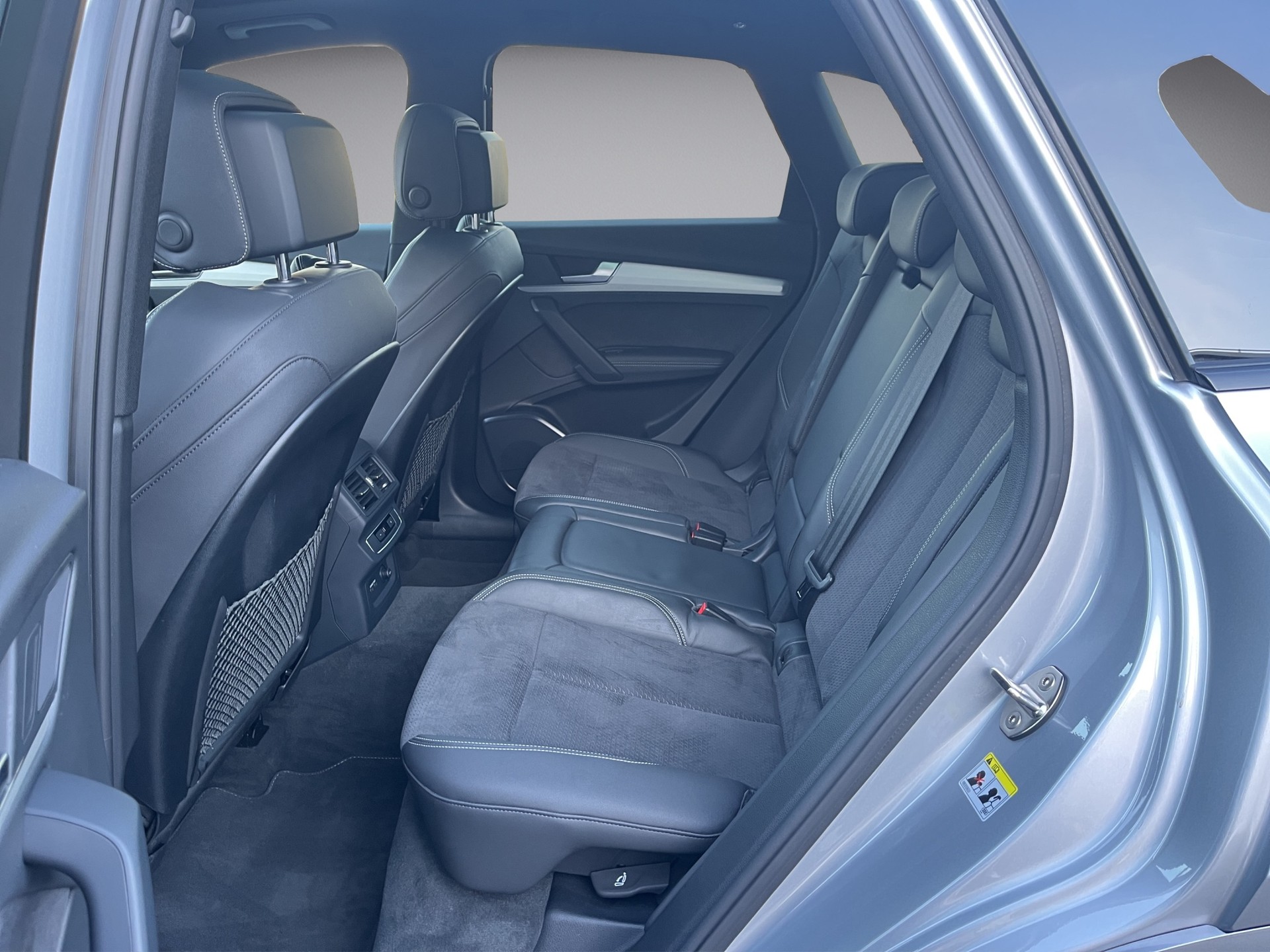 AUDI Q5 55 TFSI e PHEV S line quattro S-tronic*Panodach, AHK, (5-Jahre Garantie)-image-11