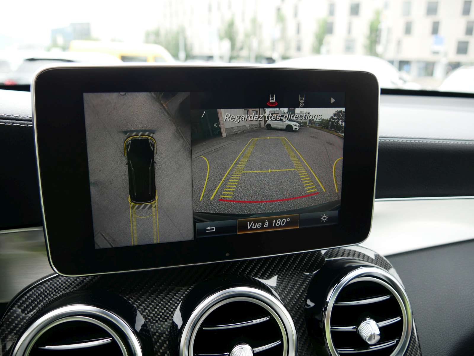 MERCEDES-BENZ GLC 63 AMG 4Matic+ 9G-Tronic-image-10