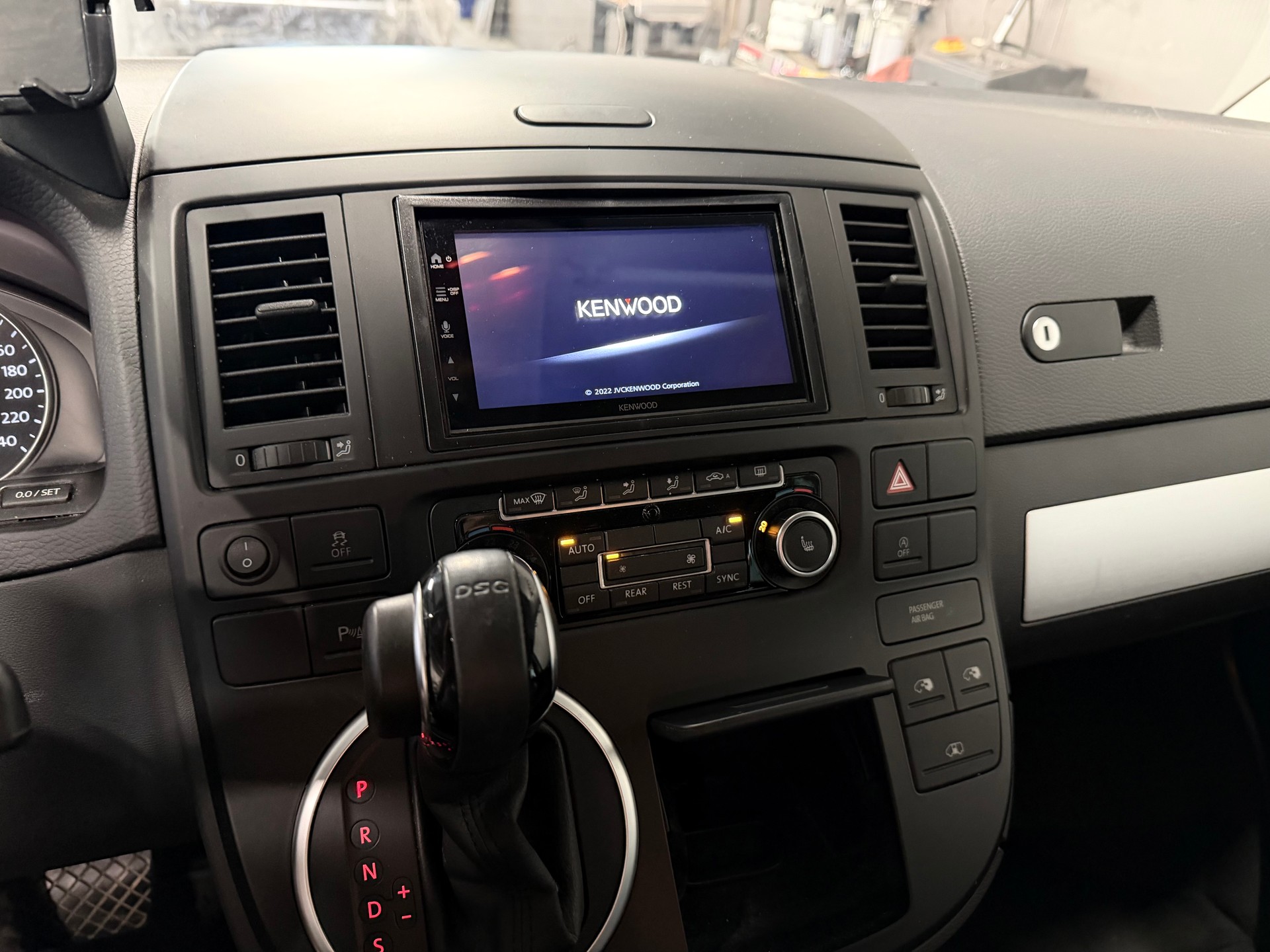 VW T5 Multivan 2.0 Bi-TDI CR Highline 4Motion DSG-image-15