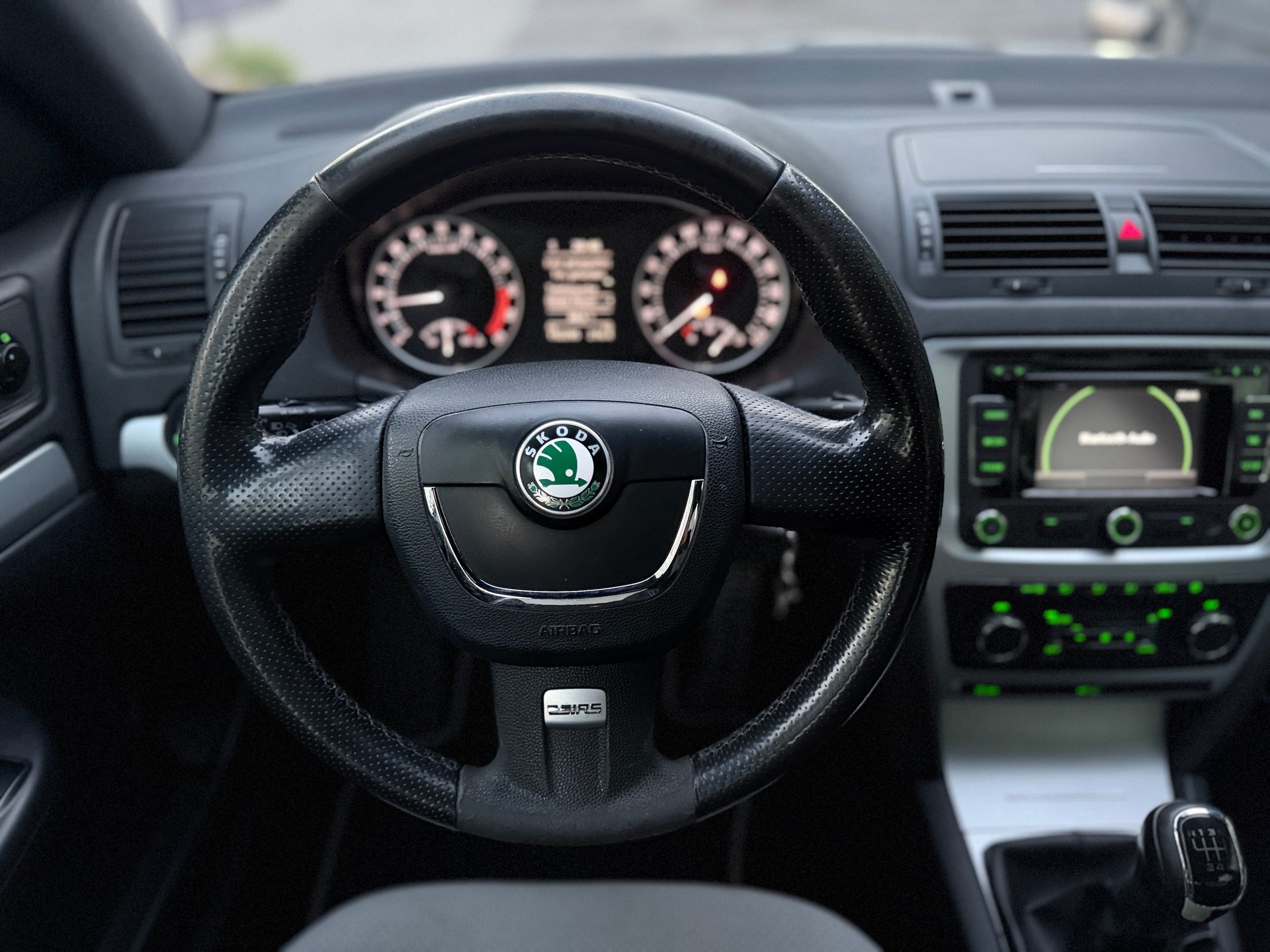 SKODA Octavia Combi 2.0 TDI RS-image-14