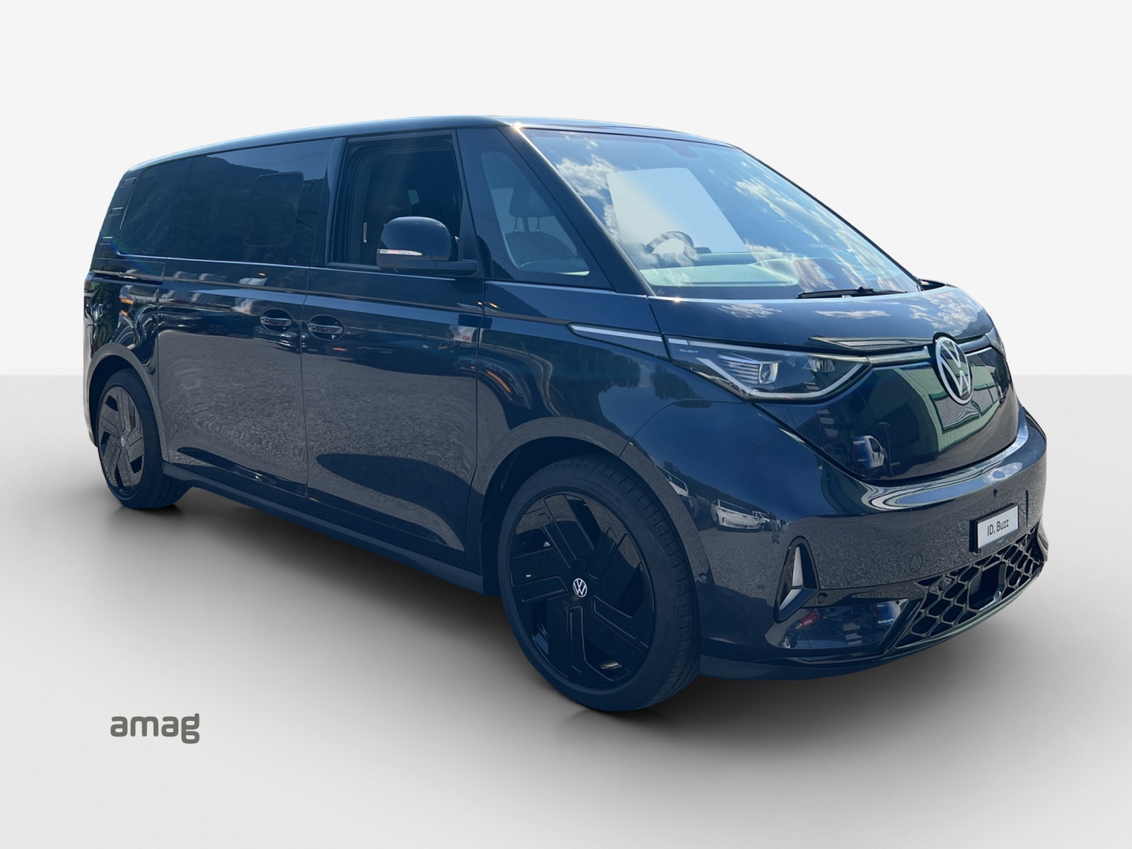 VW ID. Buzz GTX LWB-image-5