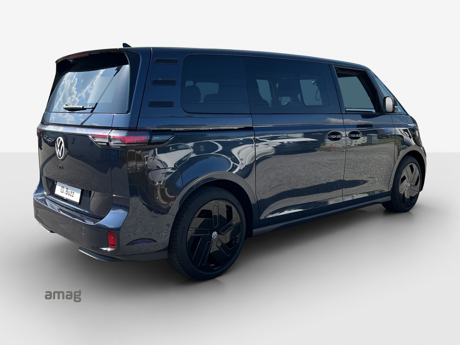 VW ID. Buzz GTX LWB-image-4