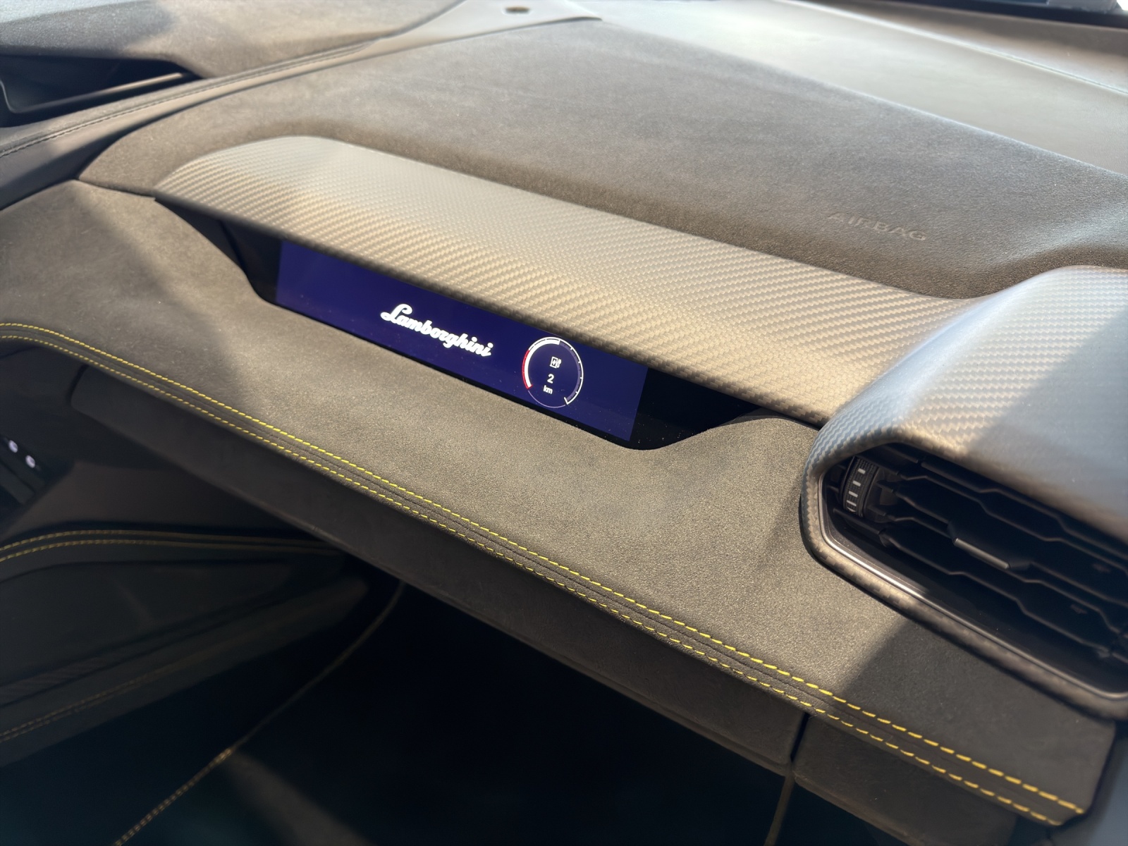 LAMBORGHINI Temerario Coupé 4.0-image-10