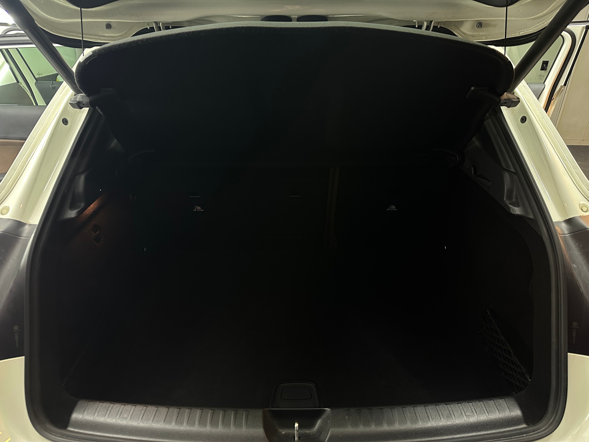 MERCEDES-BENZ GLA 220 CDI 4Matic 7G-DCT-image-15