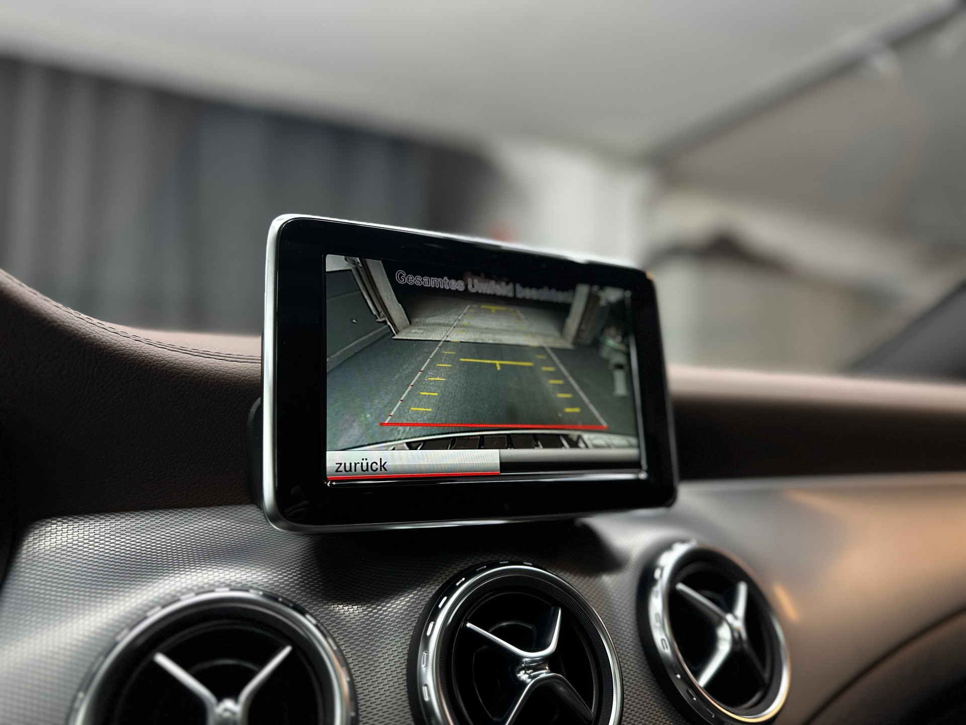 MERCEDES-BENZ GLA 220 CDI 4Matic 7G-DCT-image-7