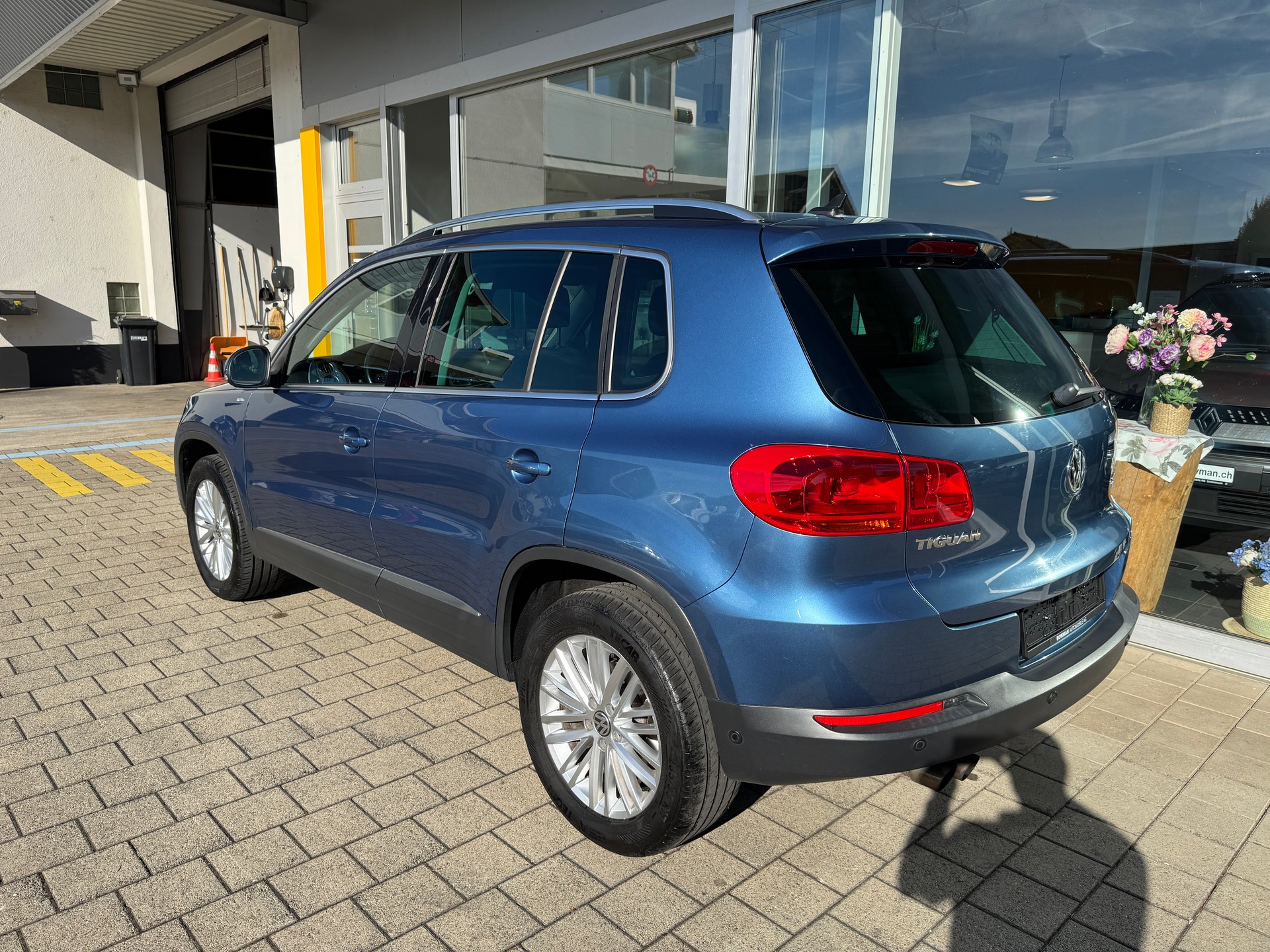 VW Tiguan 2.0 TSI Cup 4Motion DSG-image-2