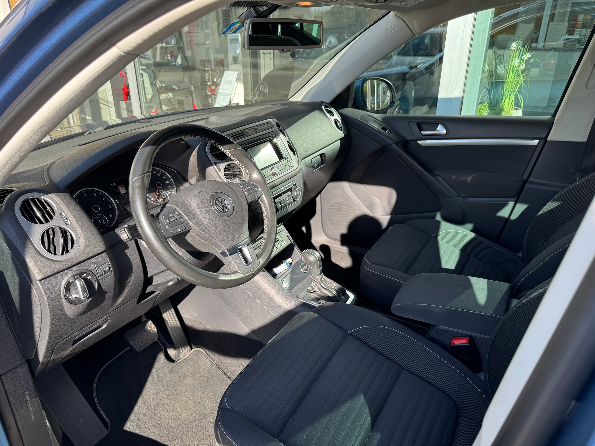 VW Tiguan 2.0 TSI Cup 4Motion DSG-image-5