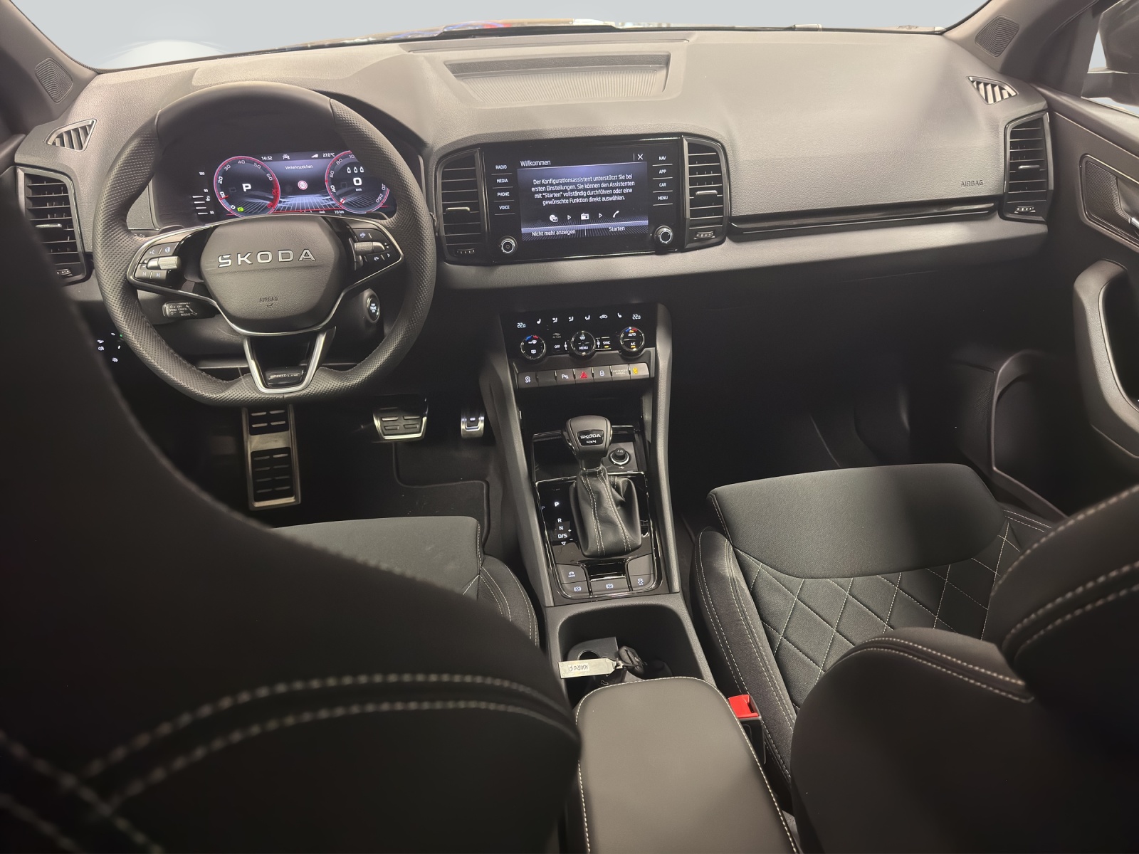 SKODA Karoq 2.0 TSI SportLine 4x4 DSG-image-5