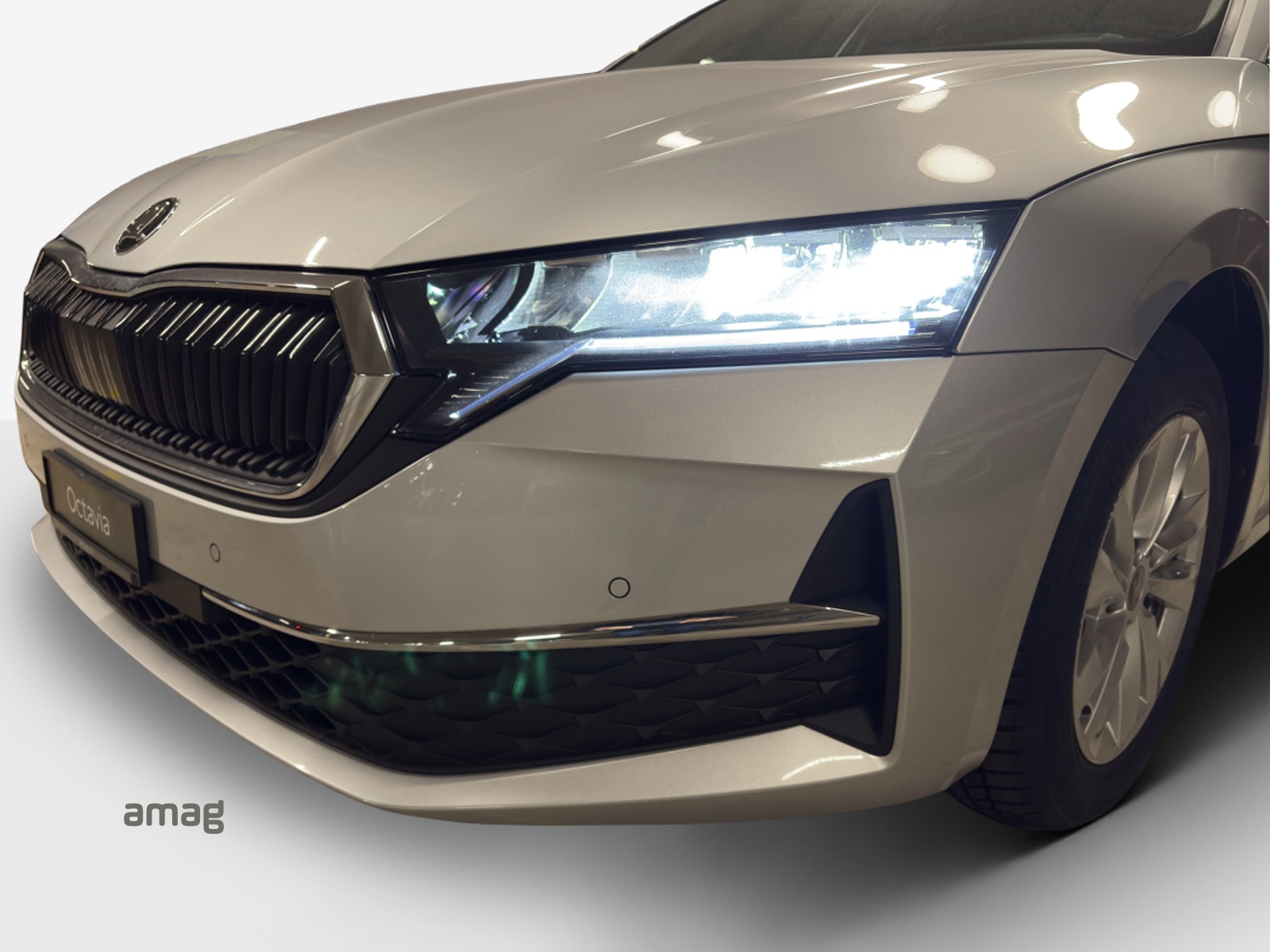 SKODA Octavia Combi 1.5 TSI mHEV DSG Selection-image-14