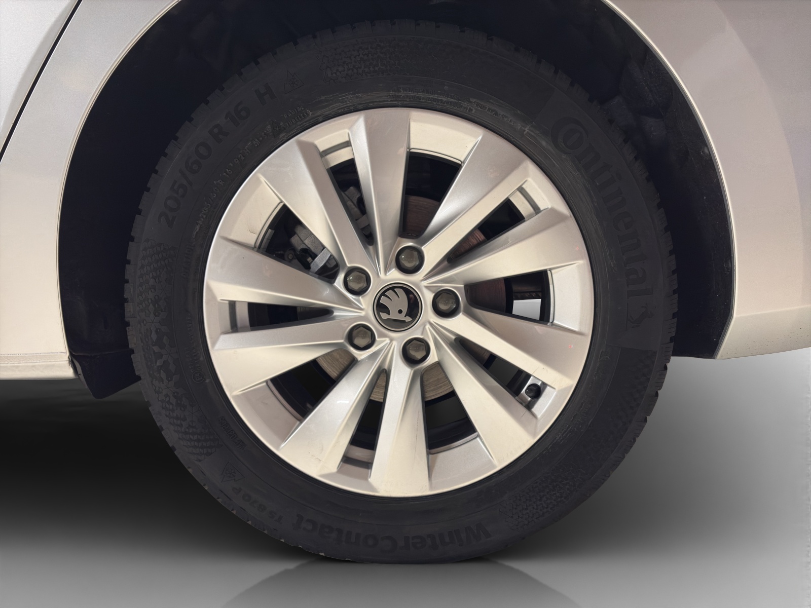 SKODA Octavia Combi 1.5 TSI mHEV DSG Selection-image-13