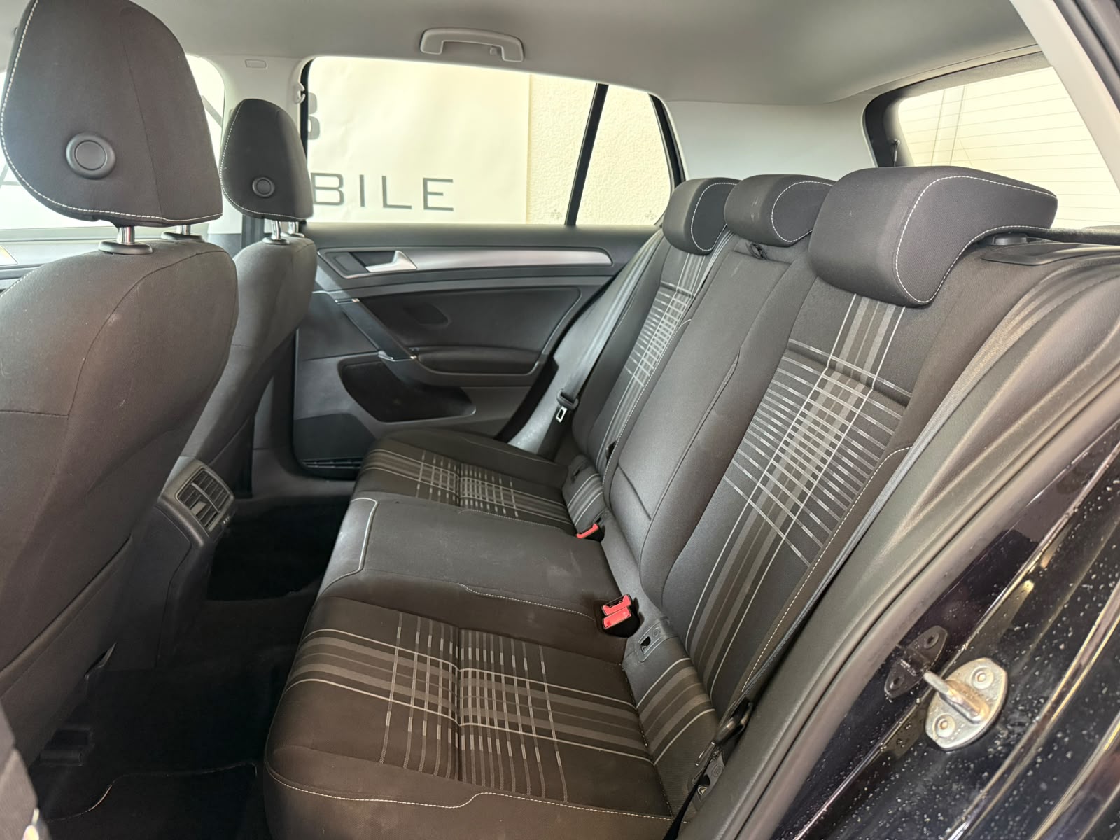 VW Golf 1.4 TSI Lounge DSG-image-9