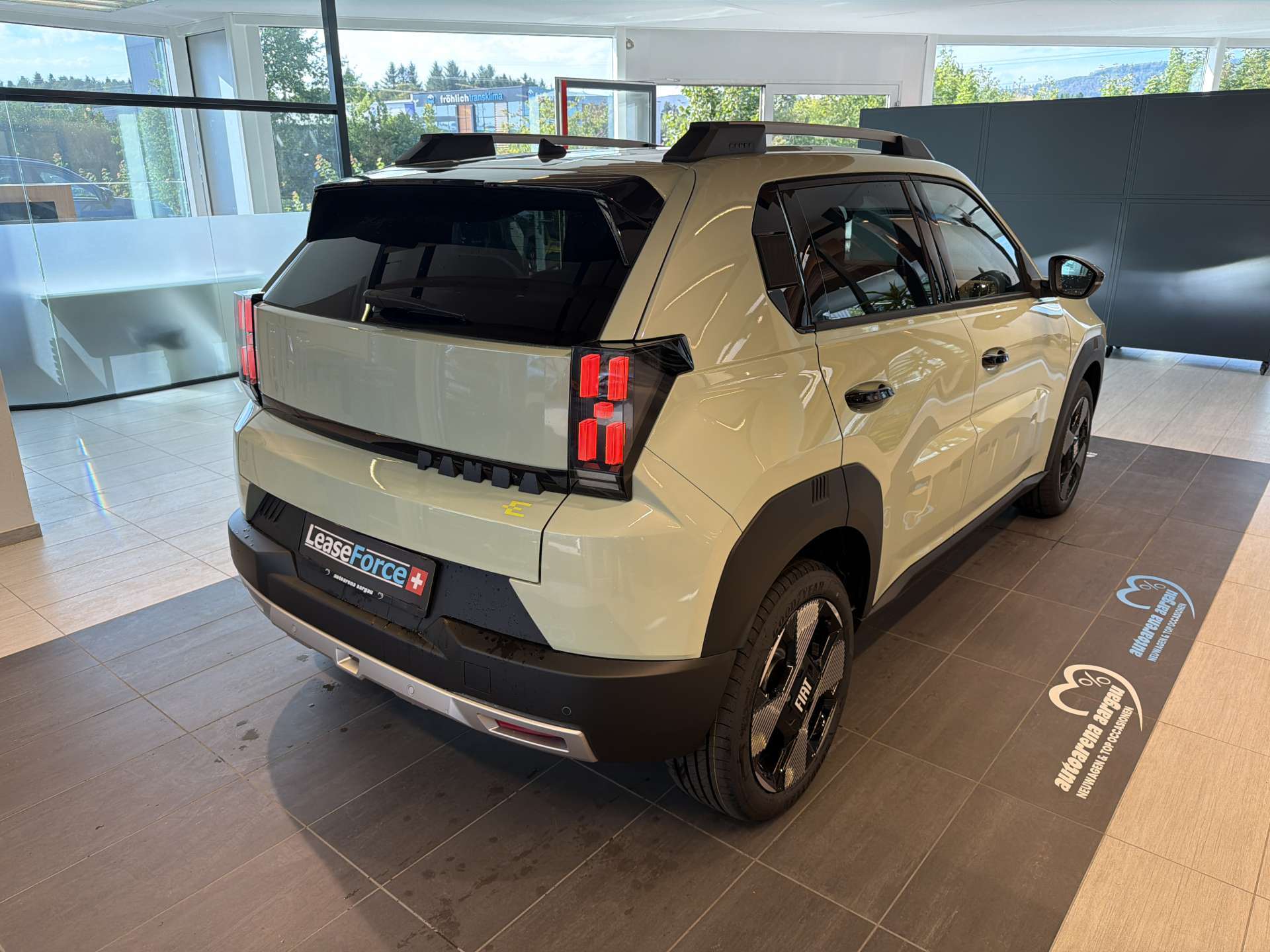 FIAT Grande Panda Elektro La Prima Automat-image-2