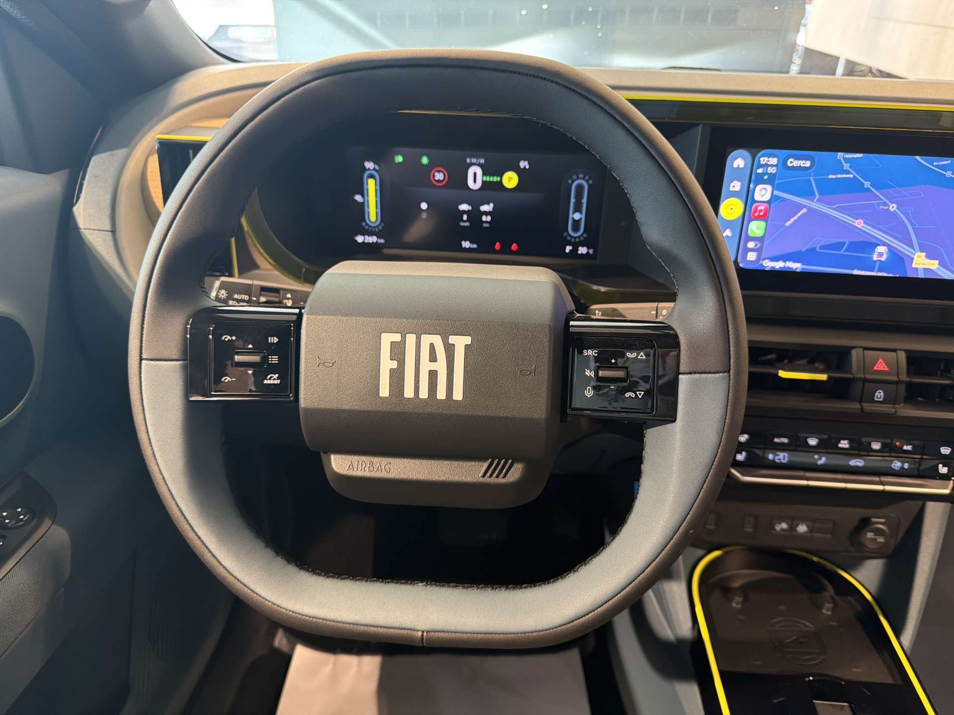 FIAT Grande Panda Elektro La Prima Automat-image-15