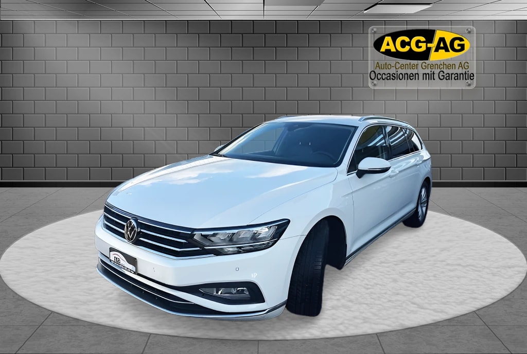 VW Passat 2.0 TDI BMT Elegance DSG ** Voll-Leder ** Gr-Navi ** RF-Kamera ** ACC ** Totwinkel-Assistent ** Anh-Kupplung ** Ab MFK-image-2