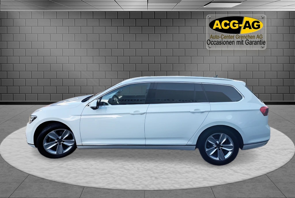 VW Passat 2.0 TDI BMT Elegance DSG ** Voll-Leder ** Gr-Navi ** RF-Kamera ** ACC ** Totwinkel-Assistent ** Anh-Kupplung ** Ab MFK-image-3