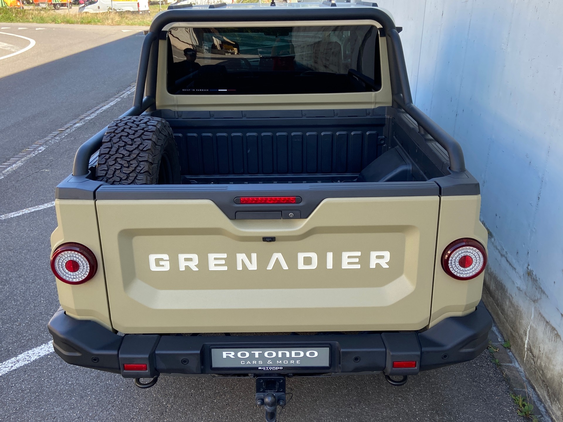 INEOS Grenadier 3.0D Quartermaster Trialmaster RAPTOR-showroom-element-3