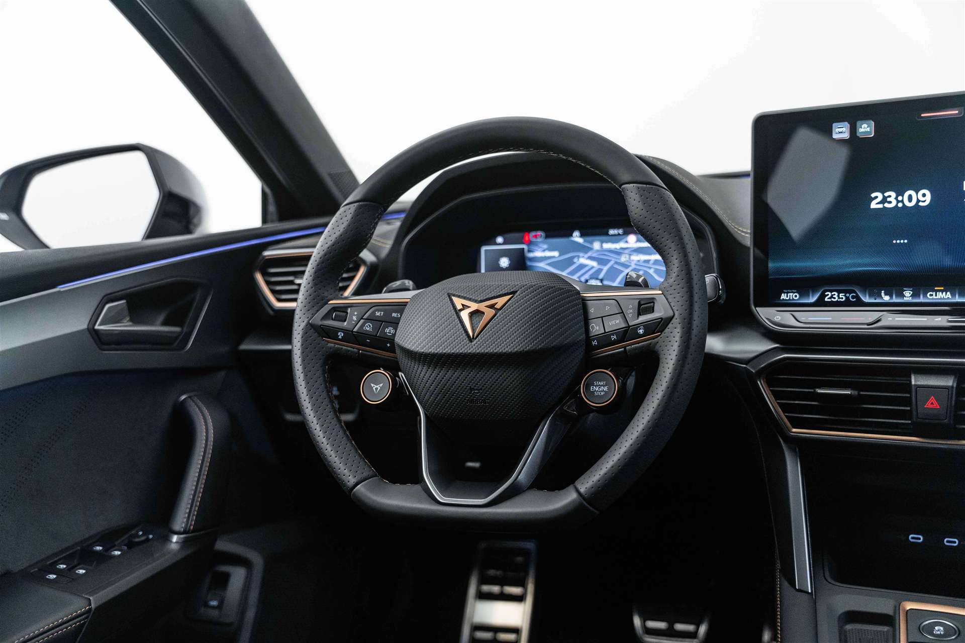 CUPRA LEON ST 2.0 TSi VZ 4Drive 333PS DSG-Automat-image-9